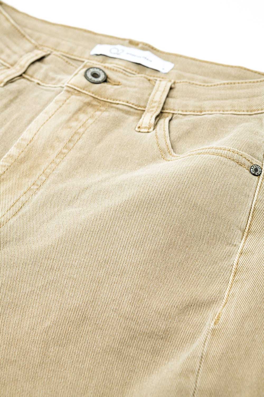 Pantalón extra ancho en beige lavado Pantalón extra ancho en beige lavado