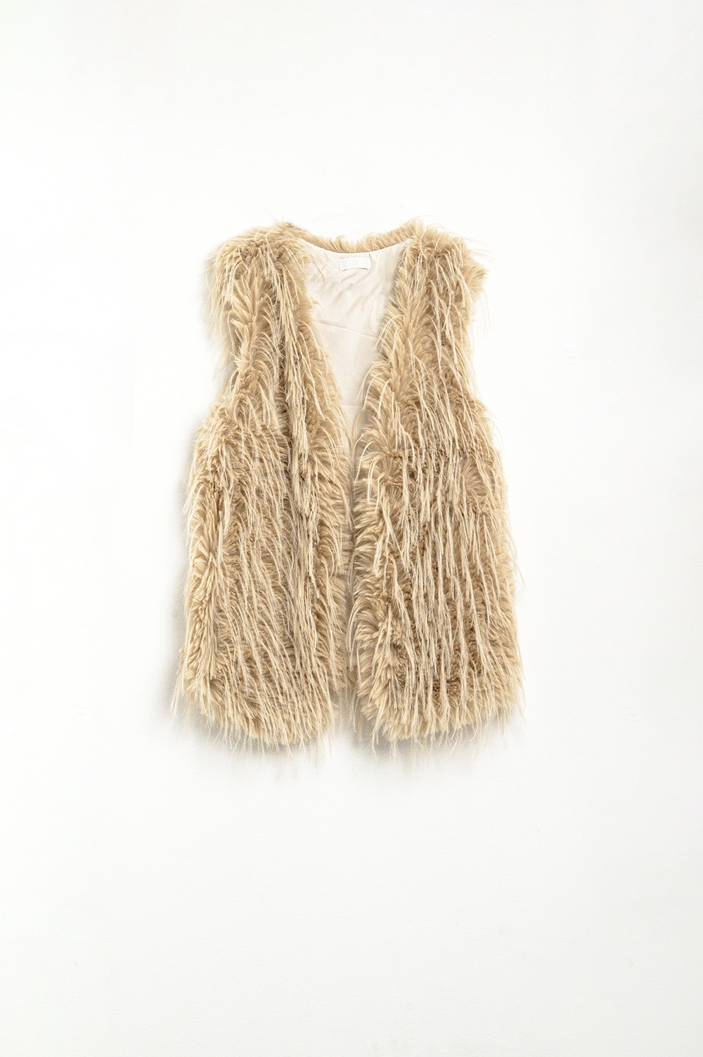 chaleco beige de pelo largo chaleco beige de pelo largo
