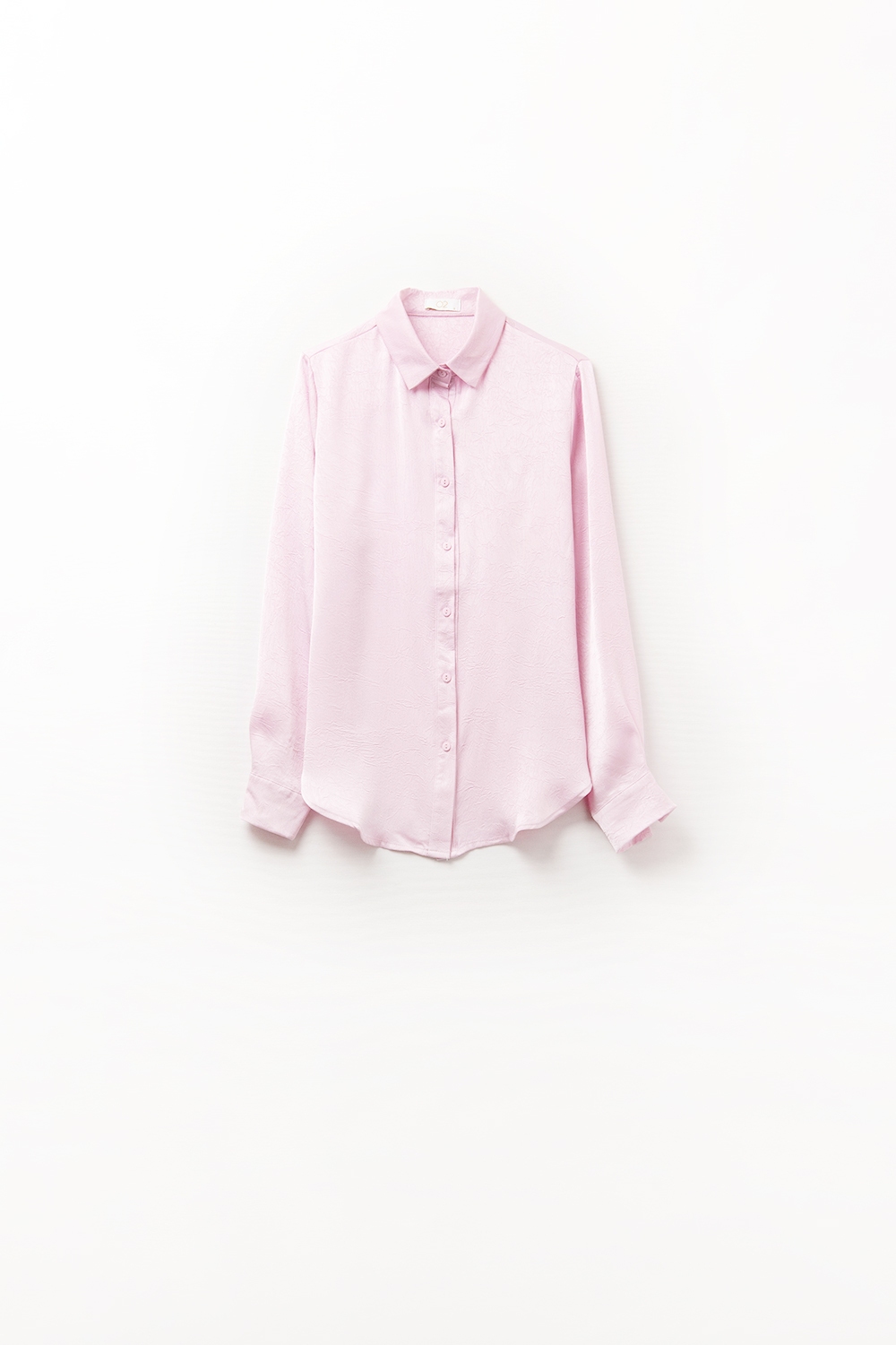 Camisa abotonada rosa beb&eacute; de sat&eacute;n