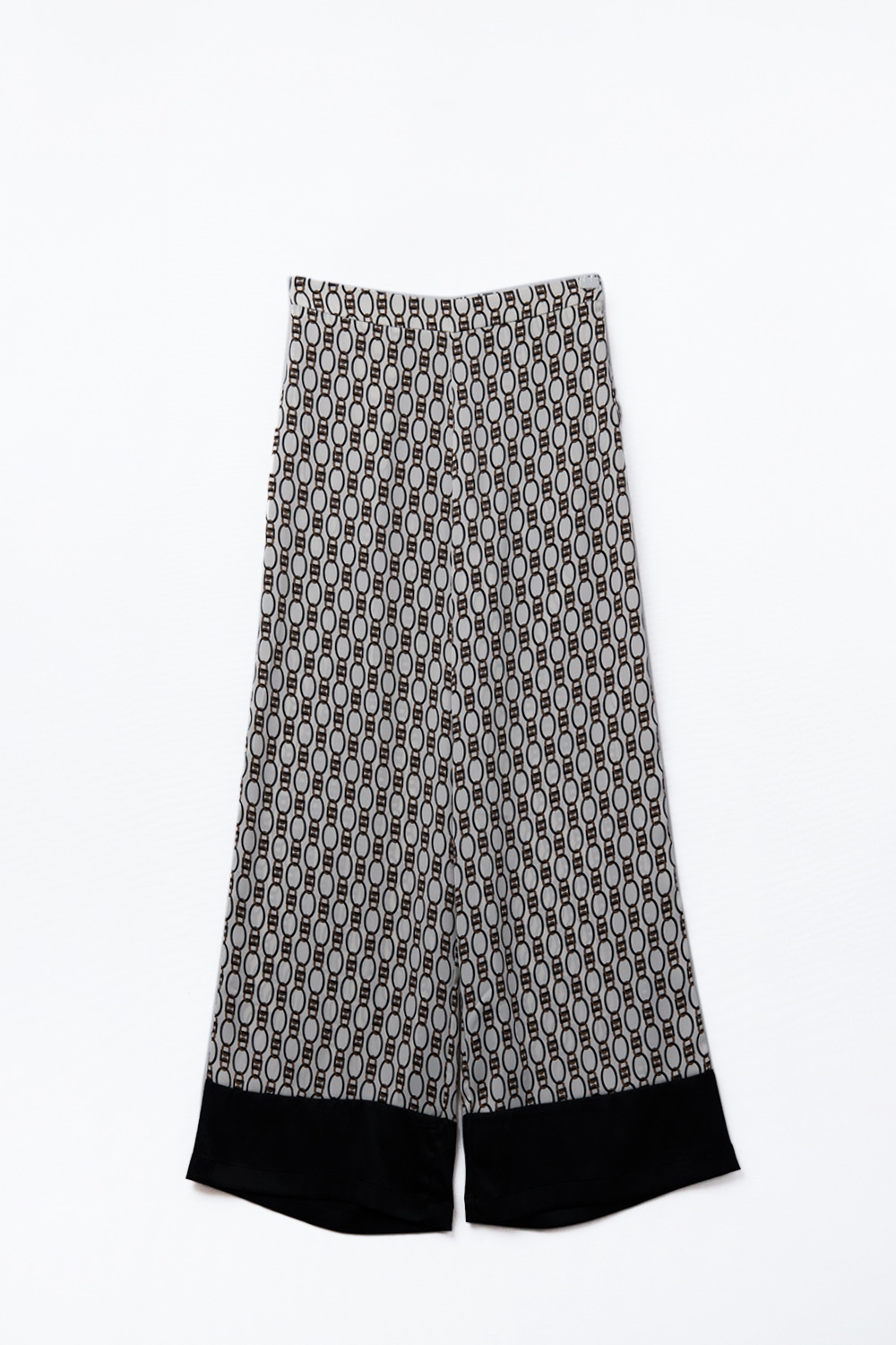 Pantalón estampado de pata ancha con motivo de cadenas Pantalón estampado de pata ancha con motivo de cadenas