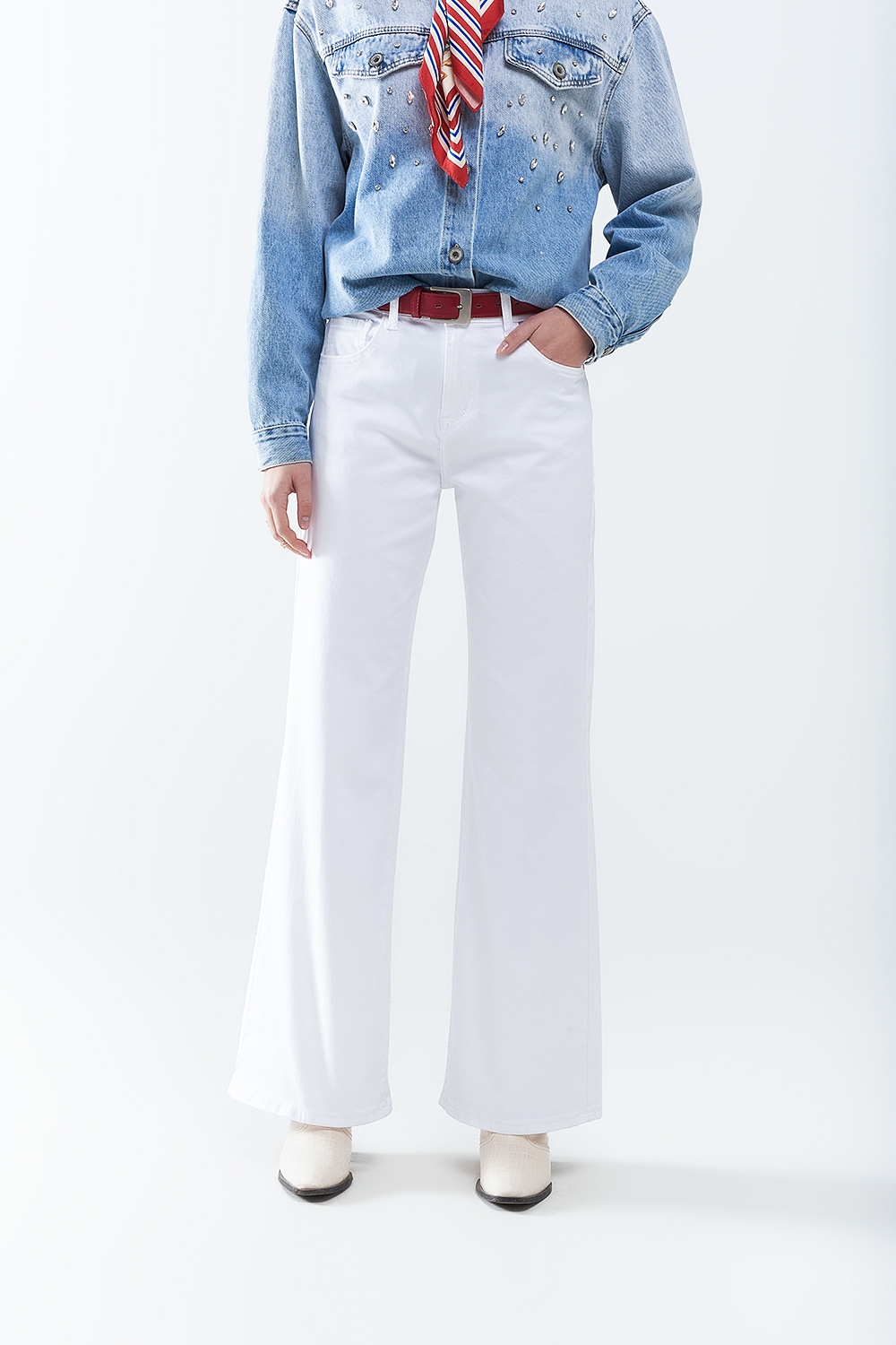 Pantalones Blancos Rectos de Pierna Ancha Pantalones Blancos Rectos de Pierna Ancha