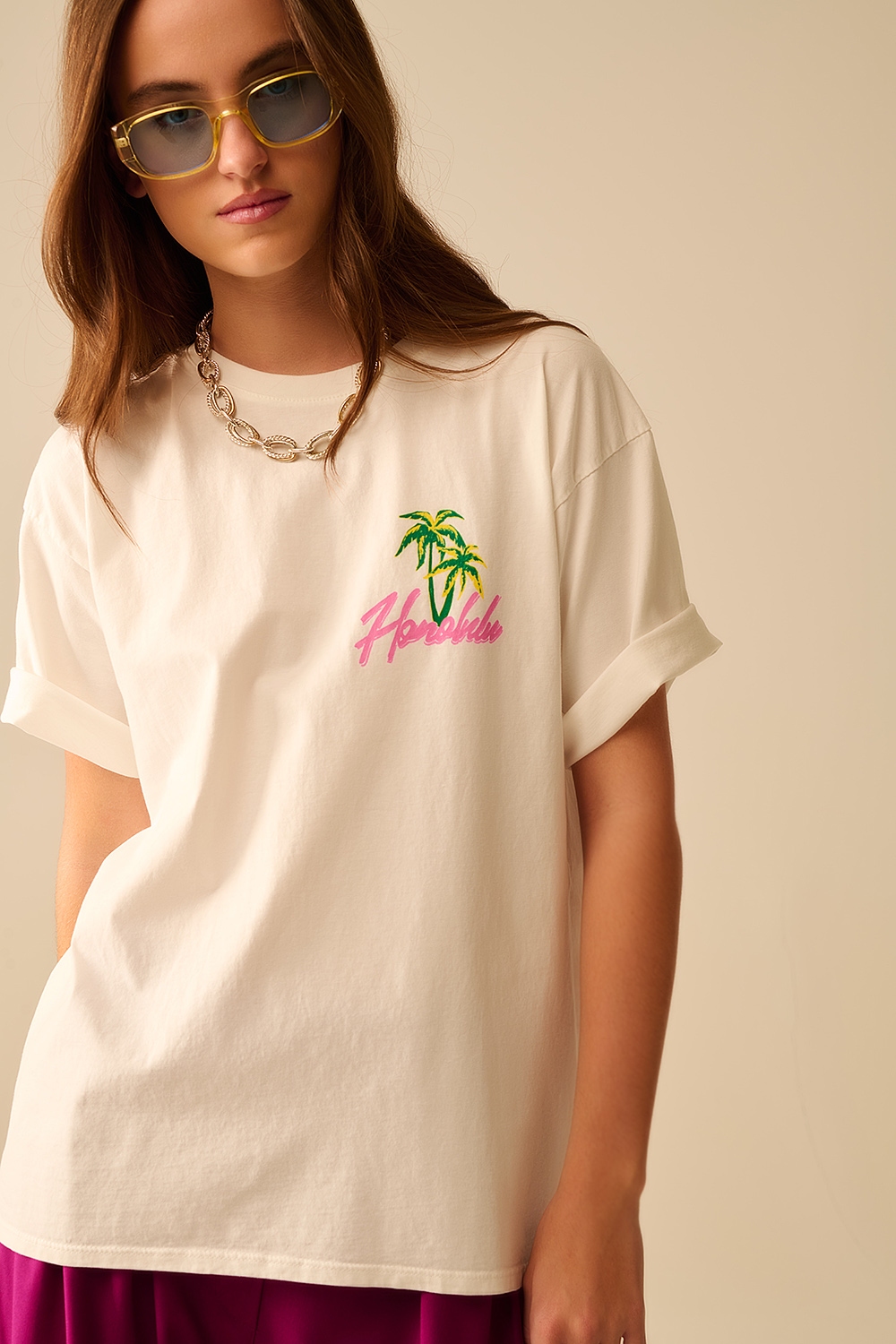 Camiseta blanca made in Italy con gr&aacute;fico Honolulu