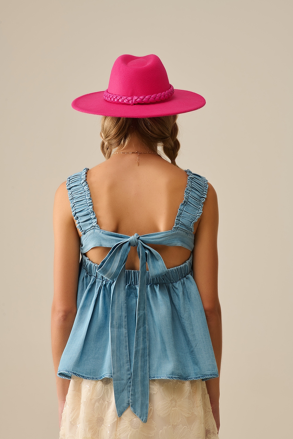 Top de Tencel con tirantes en azul Top de Tencel con tirantes en azul