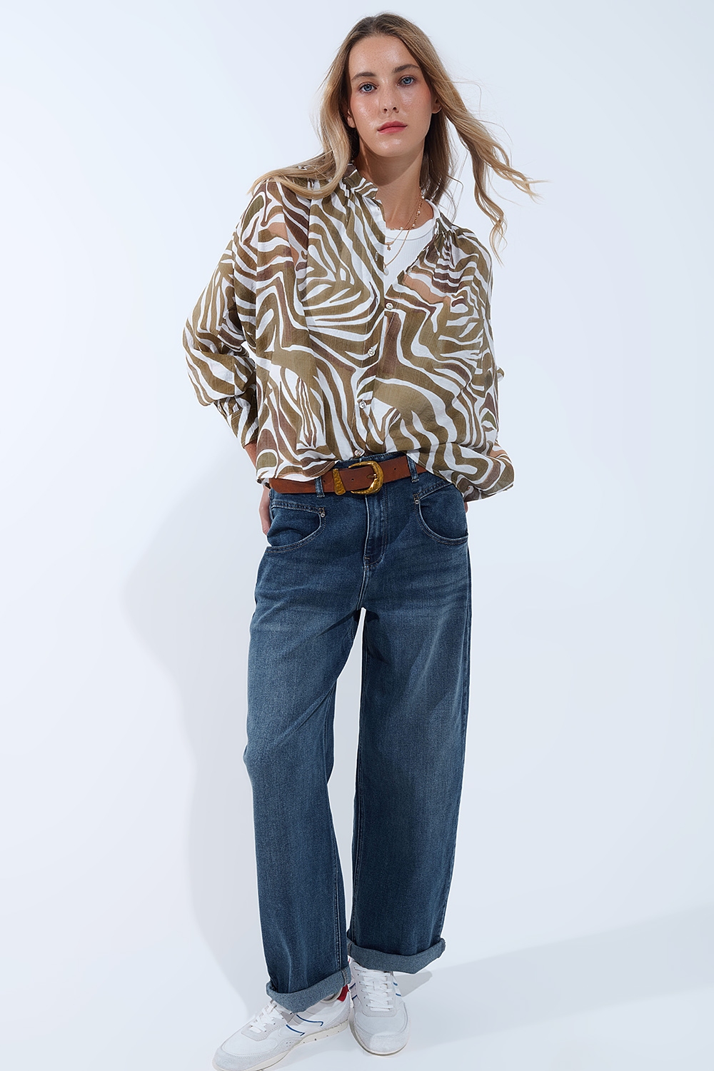 blusa fluida de gasa con estampado de cebra caqui blusa fluida de gasa con estampado de cebra caqui