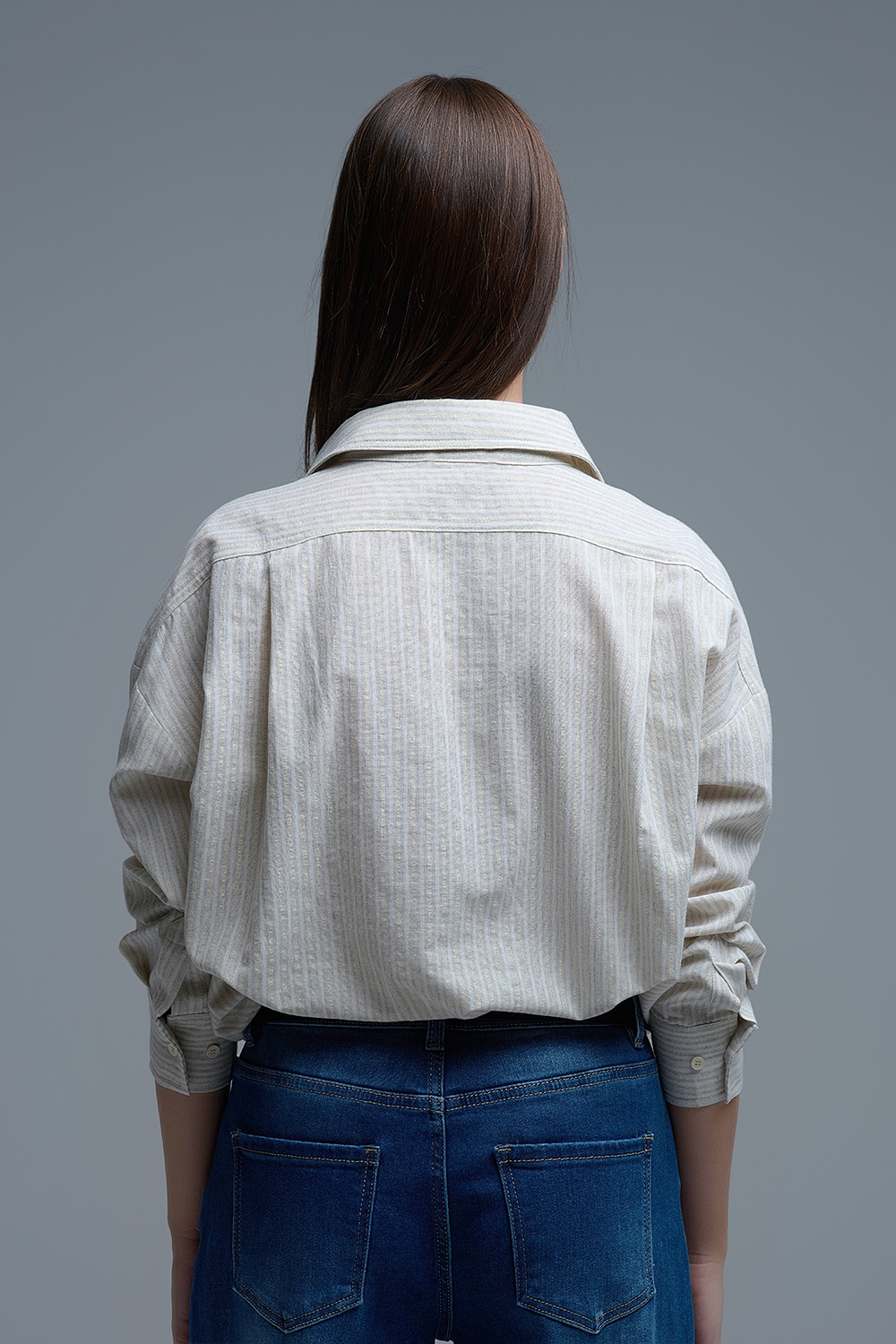 Camisa relajada a rayas con bolsillos sobredimensionados en el pecho Camisa relajada a rayas con bolsillos sobredimensionados en el pecho