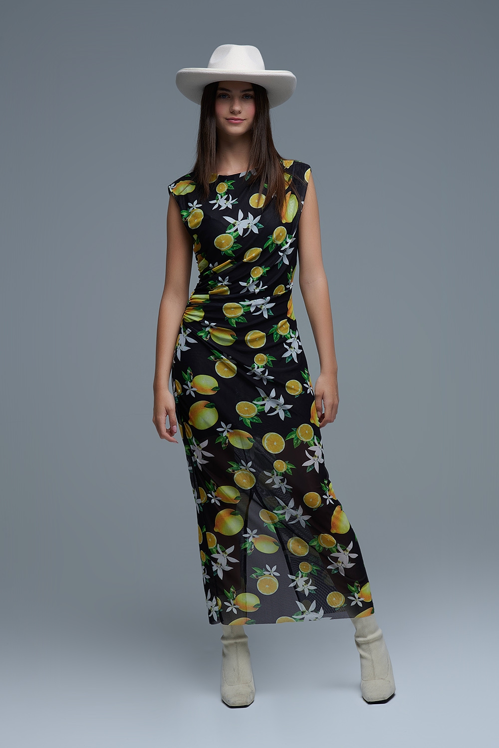 Maxi Vestido de Tul Negro con Rizo Lateral en Estampado Amarillo Limón Maxi Vestido de Tul Negro con Rizo Lateral en Estampado Amarillo Limón