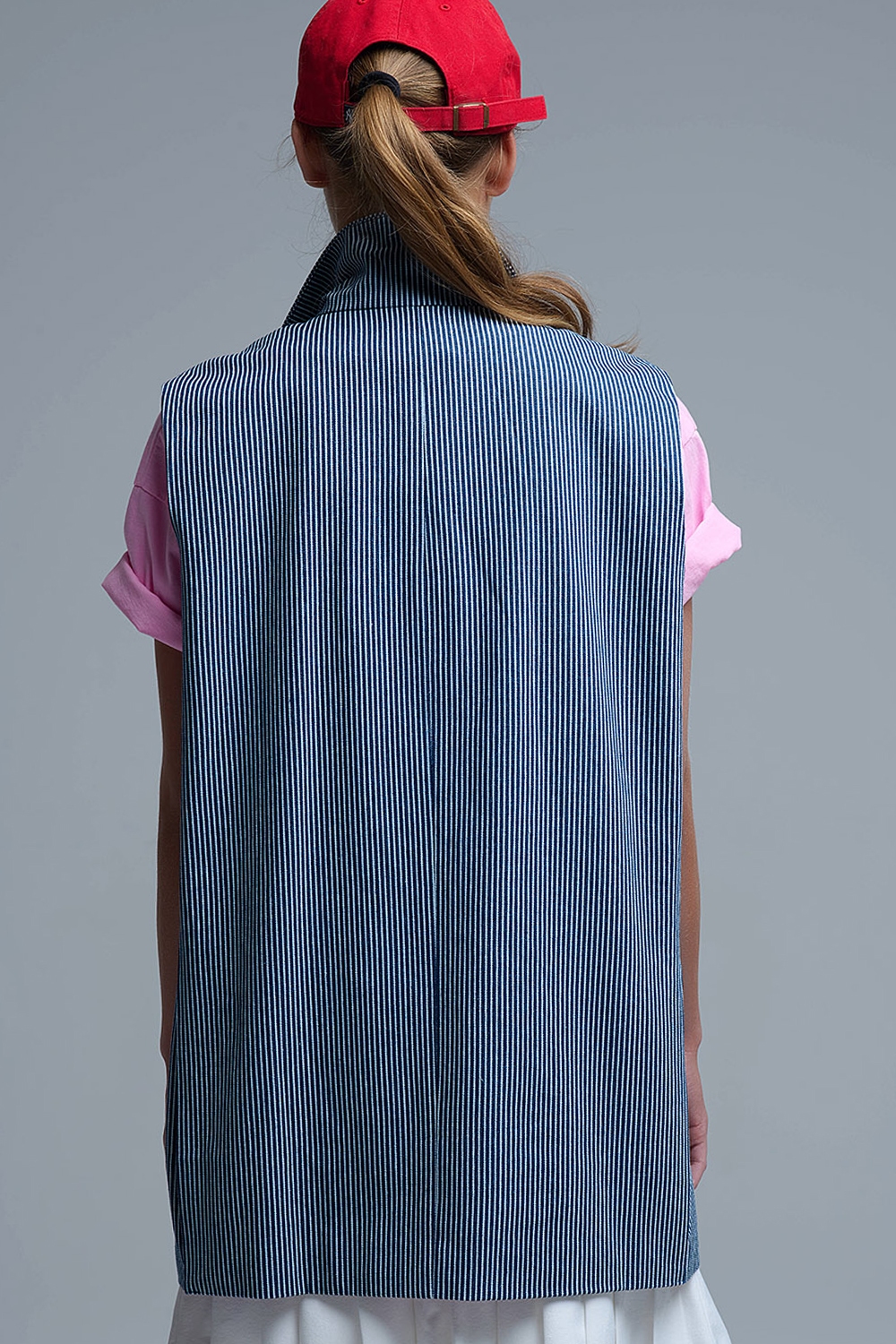 Chaleco largo de rayas azul y blanco con cuello chal Chaleco largo de rayas azul y blanco con cuello chal