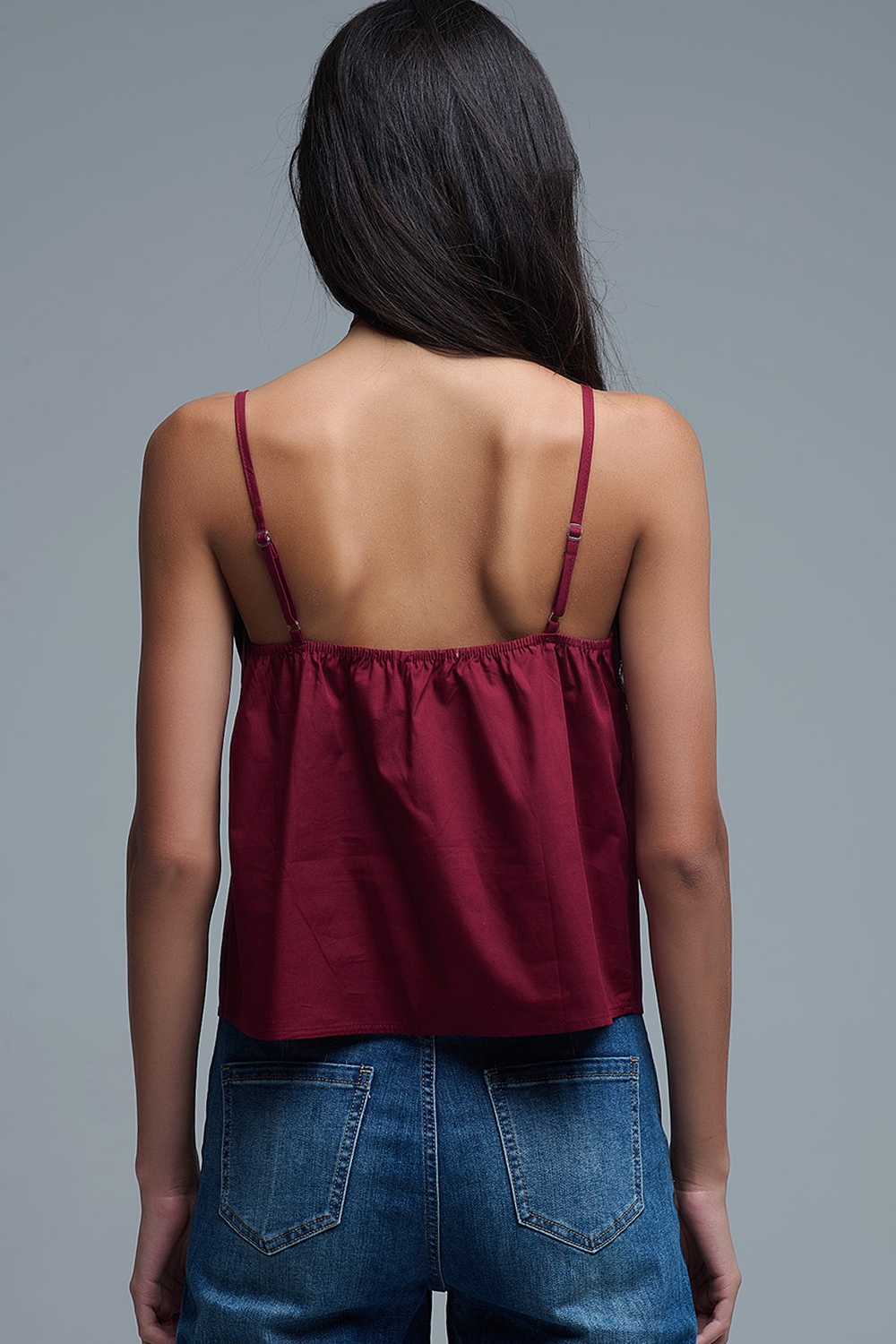 Top corto de popelina burdeos con detalle de lazo Top corto de popelina burdeos con detalle de lazo