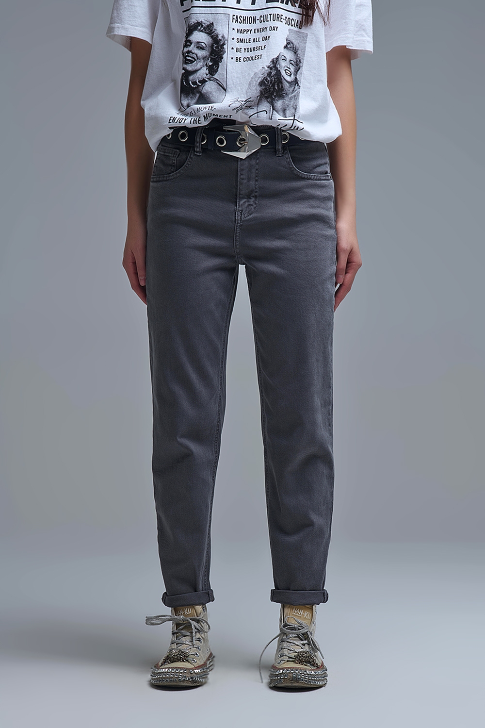 Vaqueros slouchy de algodón de talle medio en gris oscuro Vaqueros slouchy de algodón de talle medio en gris oscuro