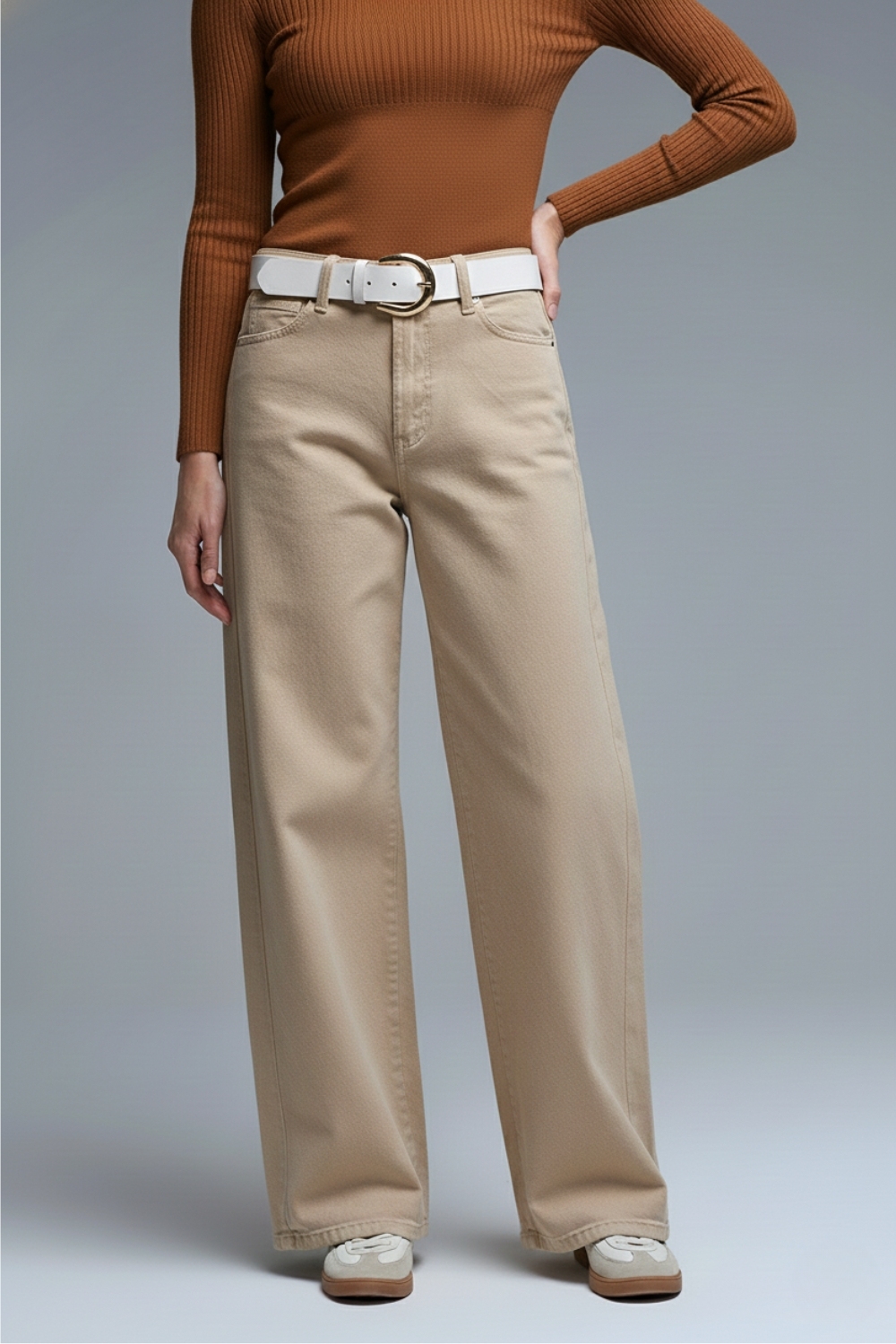 Pantalón extra ancho en beige lavado Pantalón extra ancho en beige lavado
