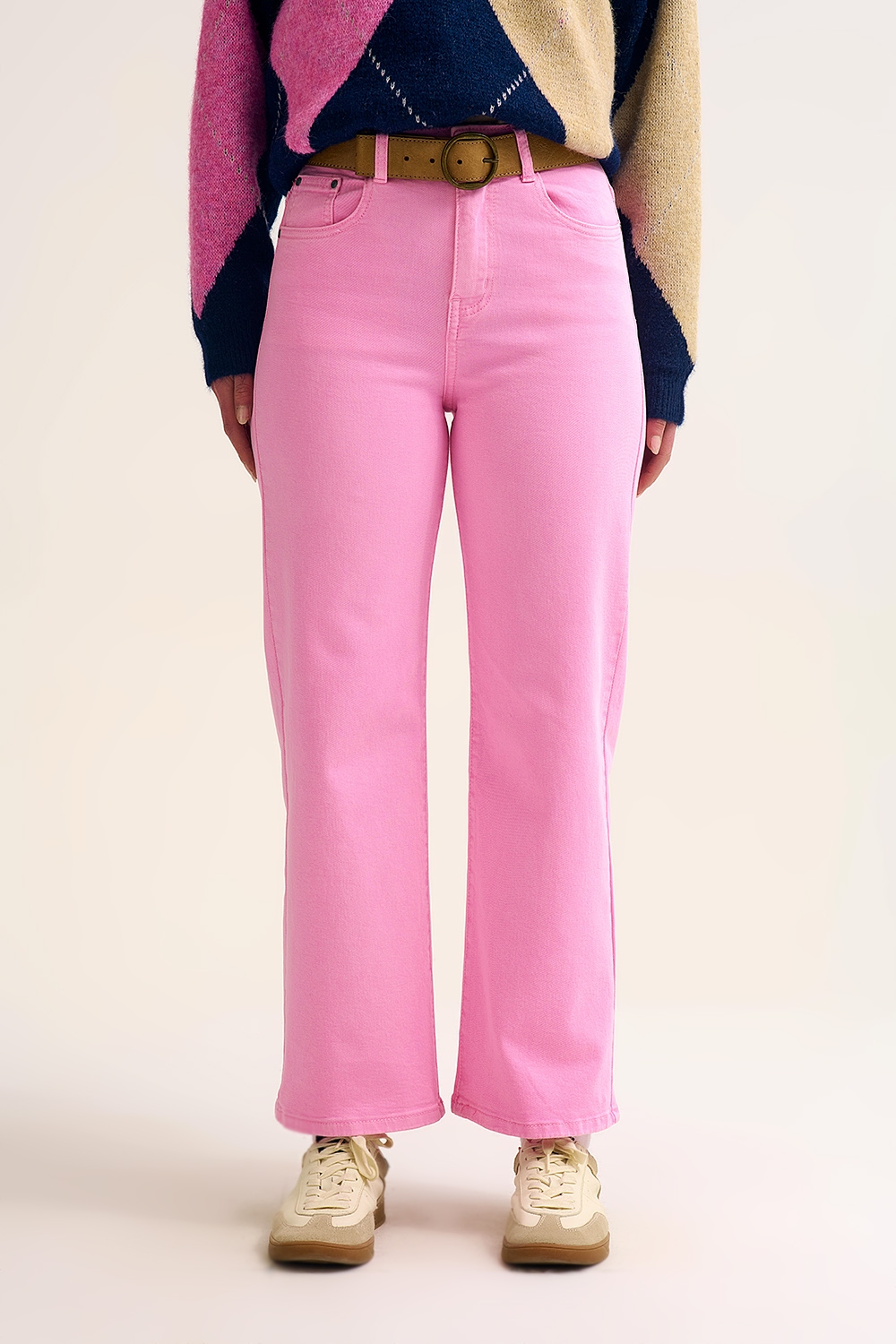 Vaqueros capri color rosa chicle de pernera ancha Vaqueros capri color rosa chicle de pernera ancha