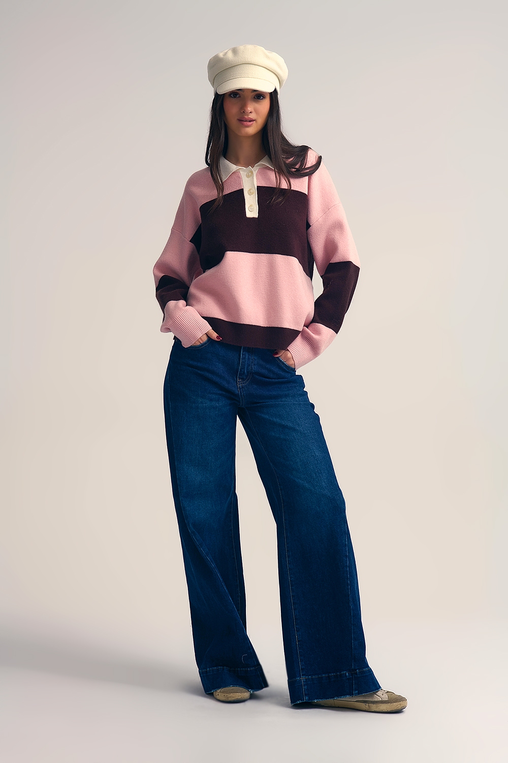 Pantalones vaqueros azul oscuro con pierna extra ancha