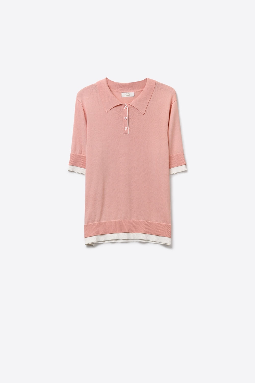 Polo rosa con detalles blancos