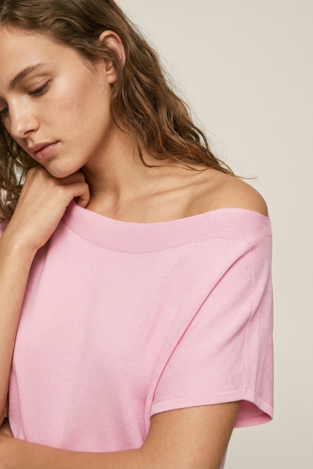 Jersey relajado rosa bebé con cuello barco y mangas caídas Jersey relajado rosa bebé con cuello barco y mangas caídas