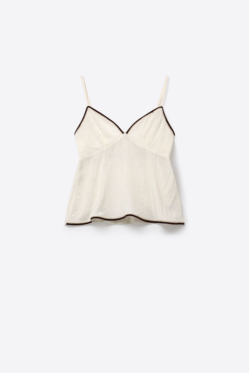 Camiseta blanca ligera con ribete marr&oacute;n en zig-zag