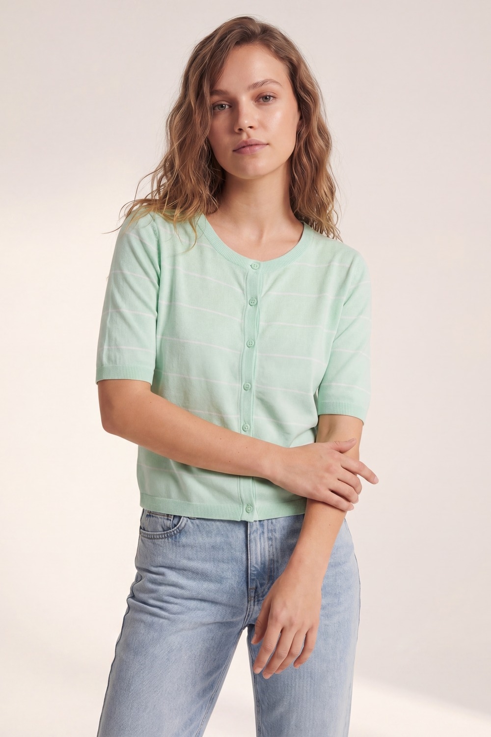 Chaqueta de punto fino verde menta con botones