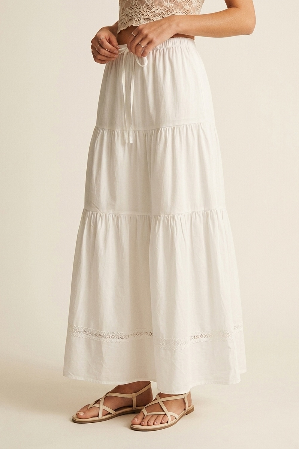 Falda Maxi de Popelina Blanca con Detalle de Encaje