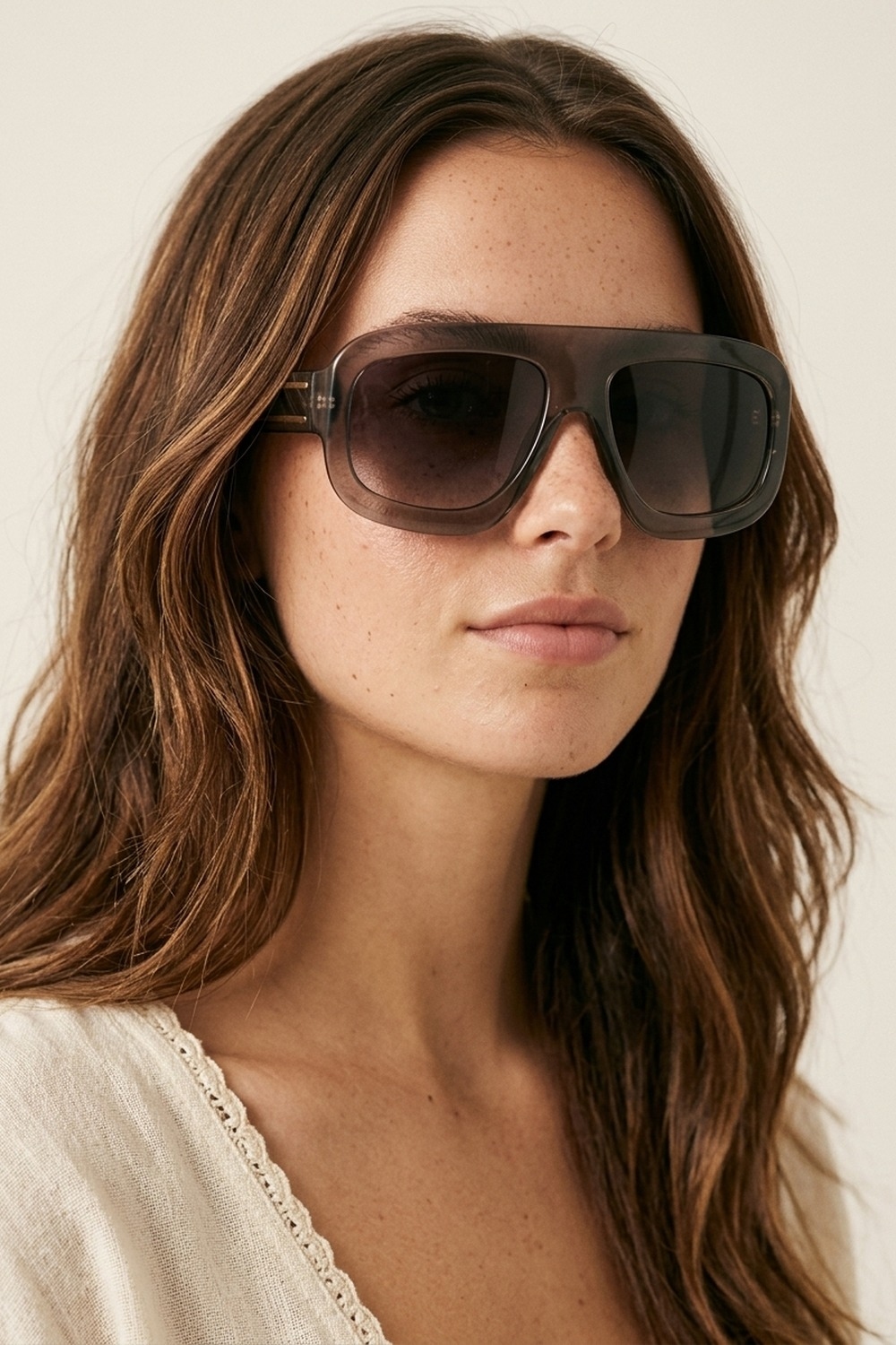Gafas de sol de montura cuadrada oversize negra con lentes degradados
