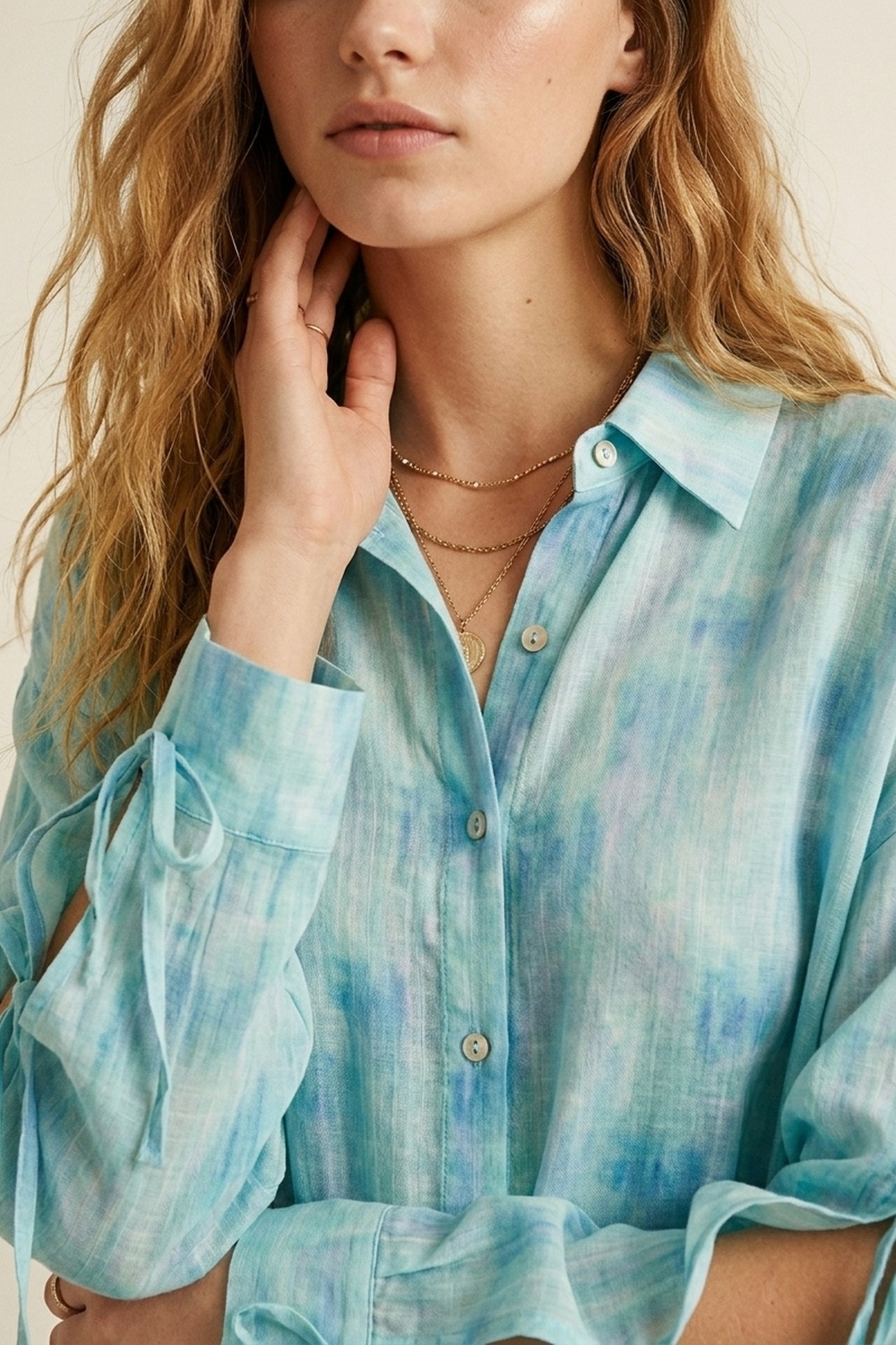 Camisa abotonada oversize estampada azul claro