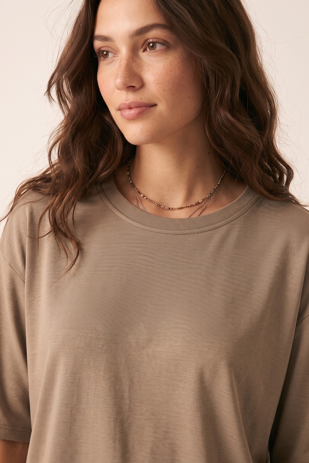 Sudadera con cuello redondo de ajuste relajado en color camel
