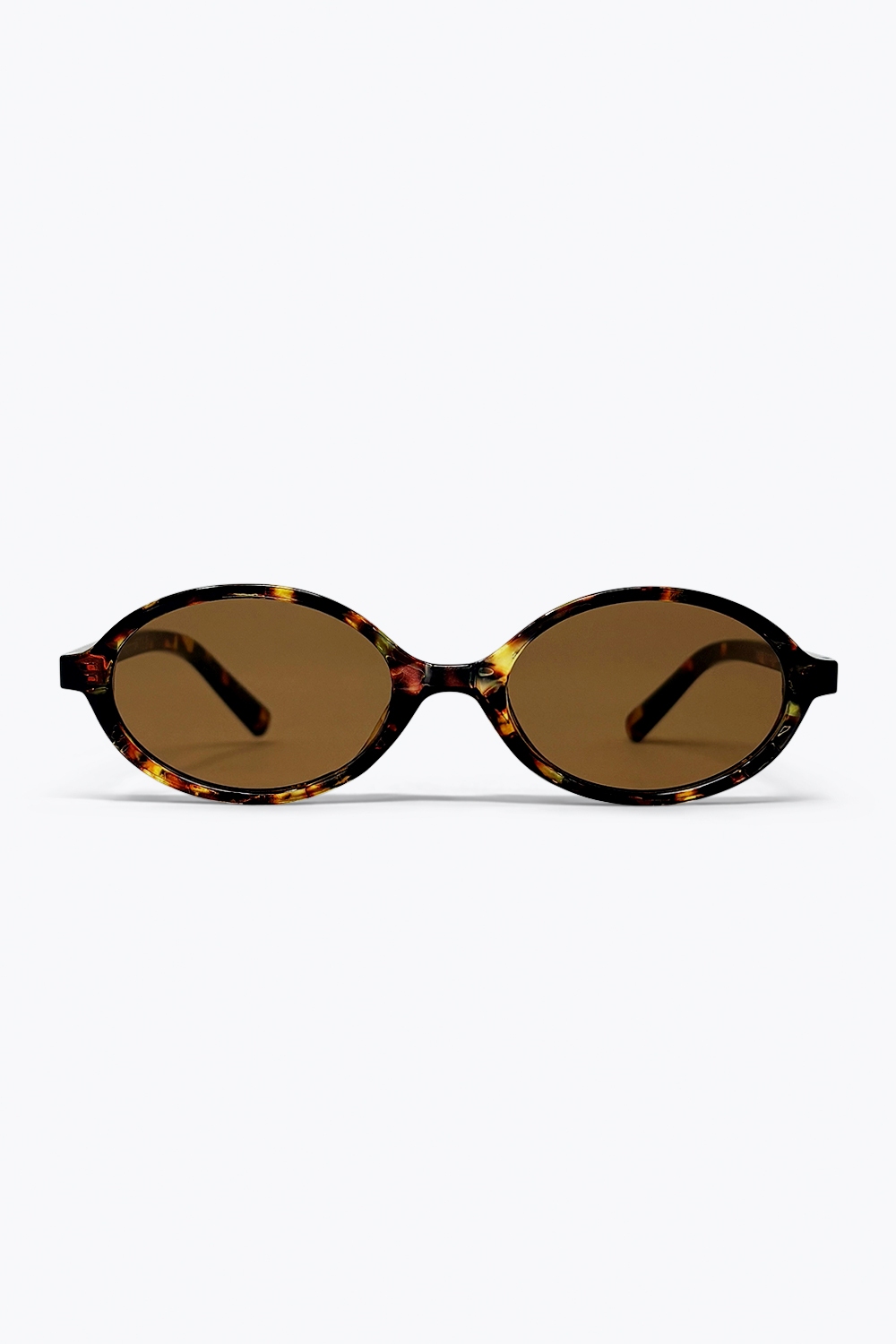 Gafas de sol con montura ovalada de carey multicolor y lentes marrones