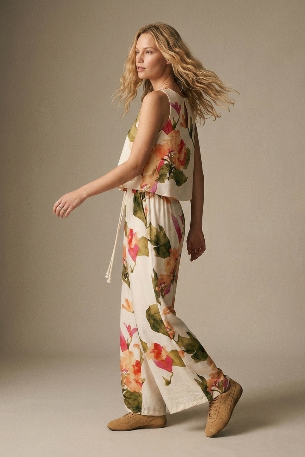 Pantalones anchos de estampado floral crema con cintura elástica Pantalones anchos de estampado floral crema con cintura elástica