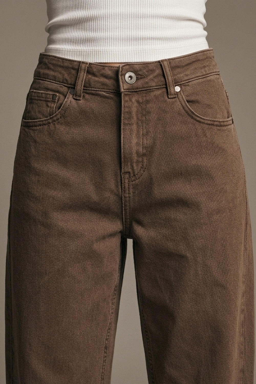 Pantalones de Pierna Barril de Tiro Alto en Cacao Desgastado