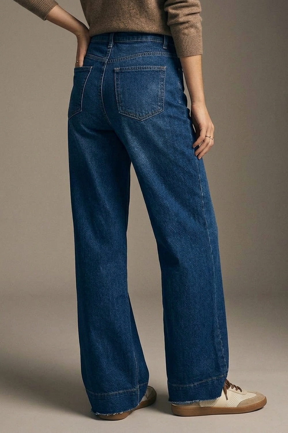 Pantalones vaqueros azul oscuro con pierna extra ancha