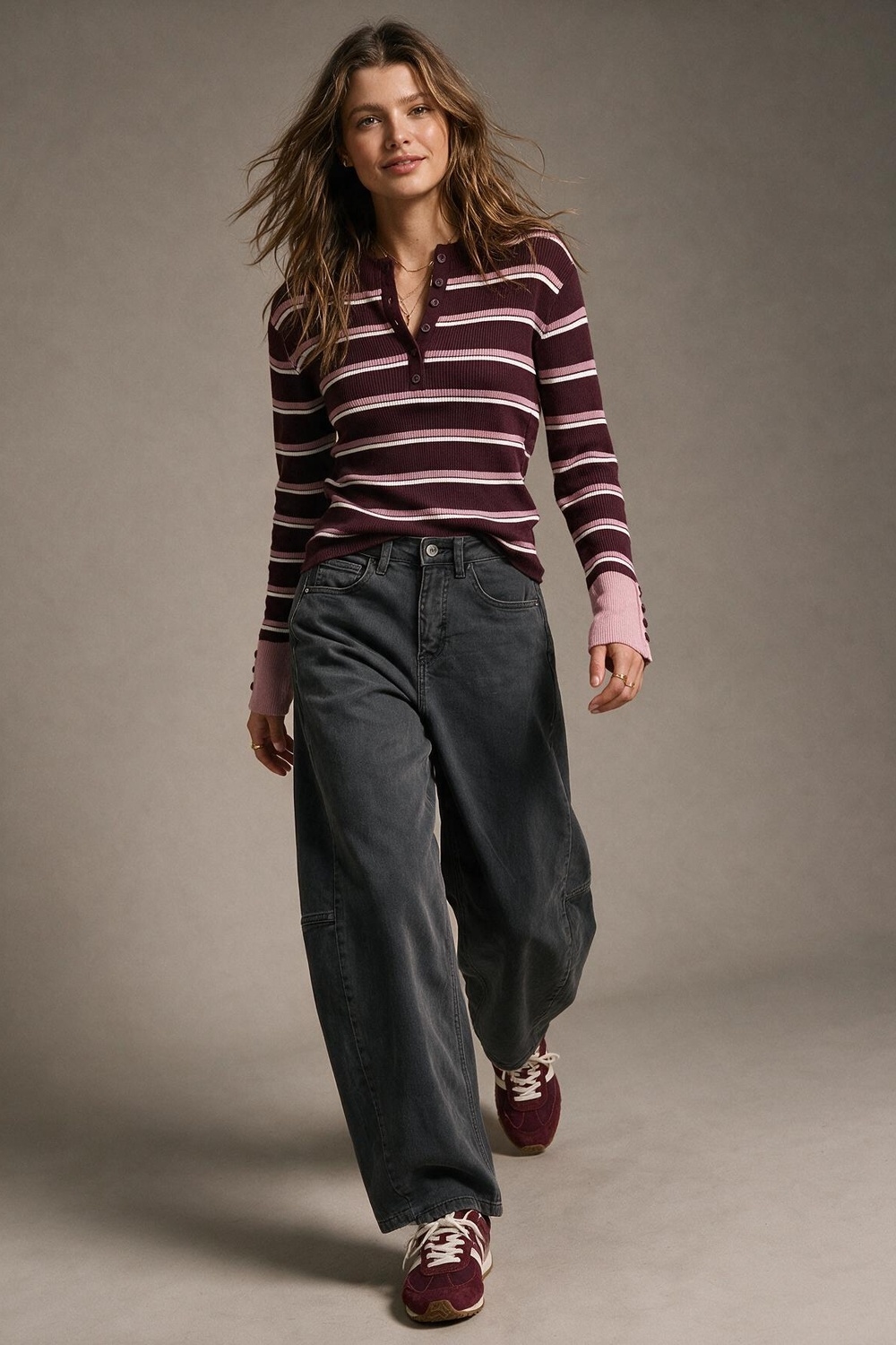 Pantalones Grises de Pierna Ancha de Estilo Barril con Costura Lateral