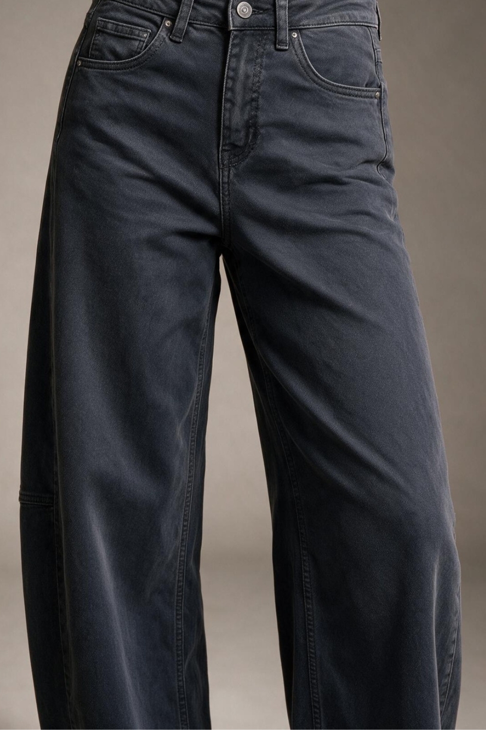 Pantalones Grises de Pierna Ancha de Estilo Barril con Costura Lateral