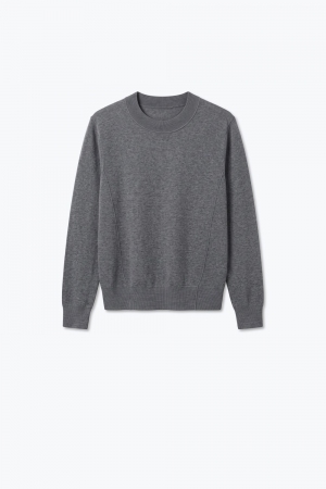 sueter mezcla de lana merino gris con mangas largas de punto fino y ribete acanalado