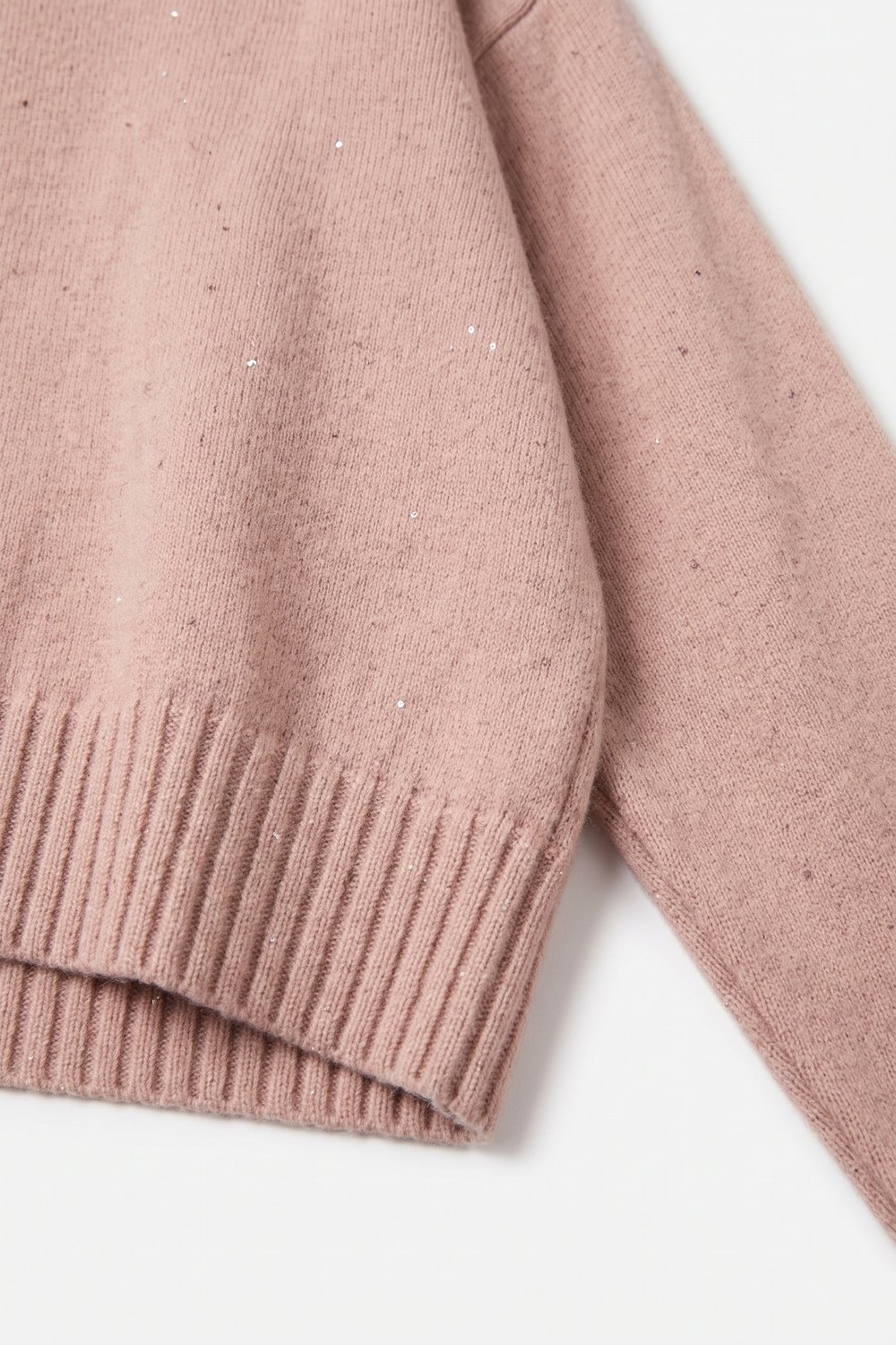 Su&eacute;ter de cuello alto acanalado de punto suave con lentejuelas adornadas de color rosa claro