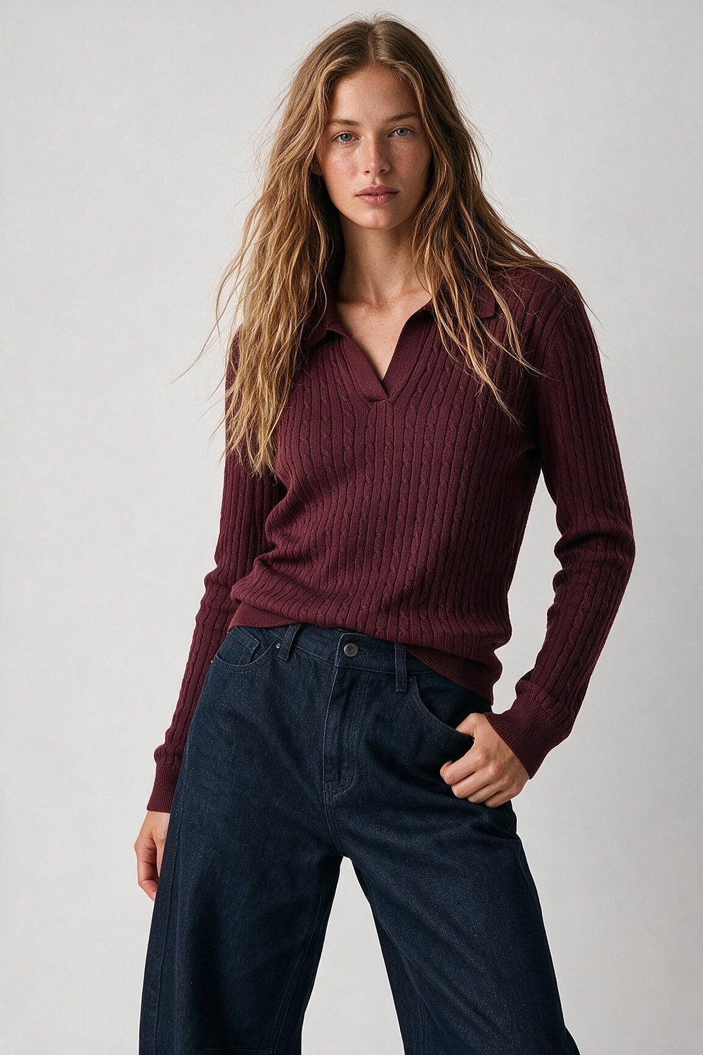 Su&eacute;ter de Punto de Lana Merino P&uacute;rpura con Cuello Polo y Escote en V