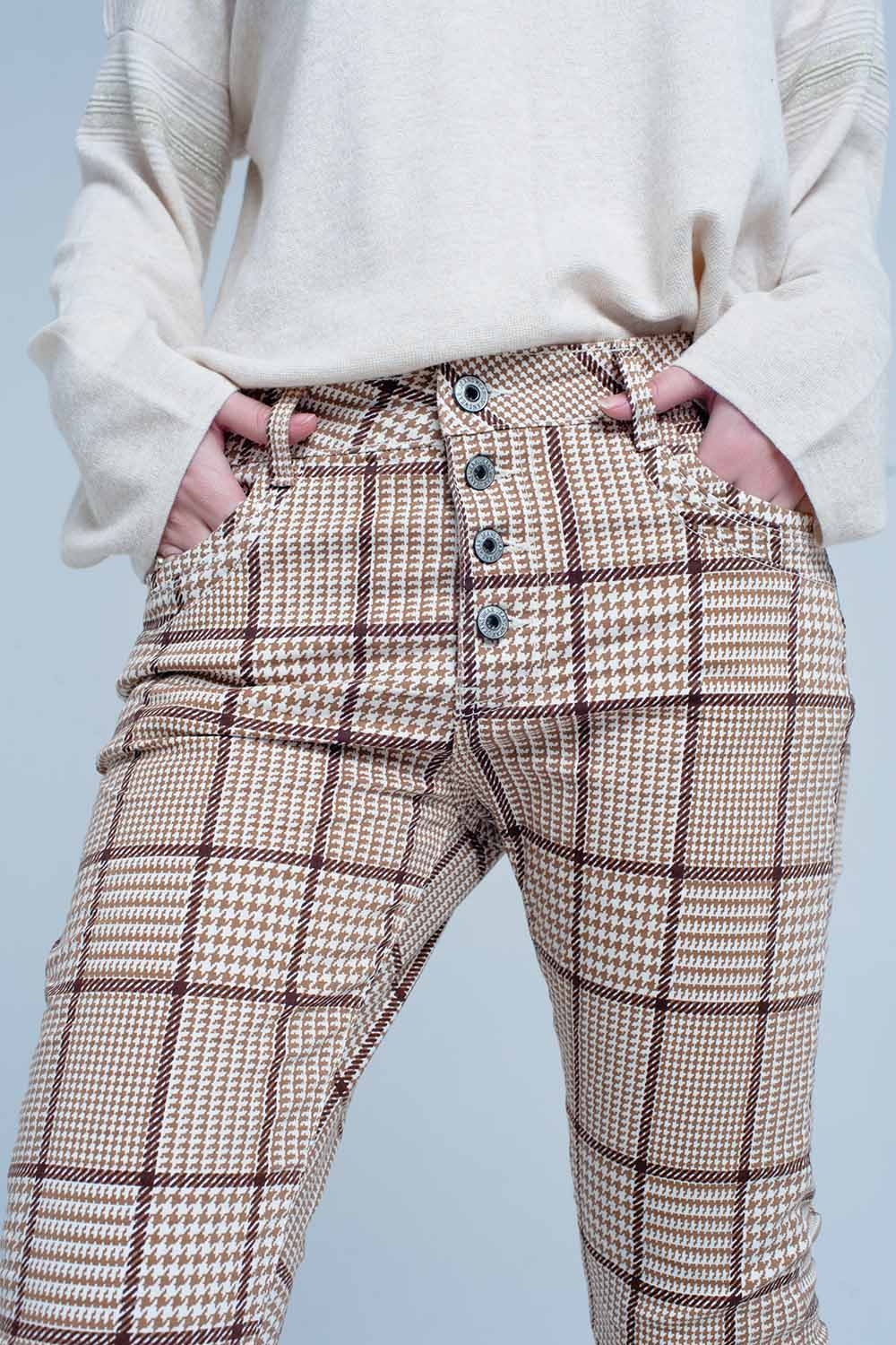Pantalon de cuadros en beige con botones Pantalon de cuadros en beige con botones