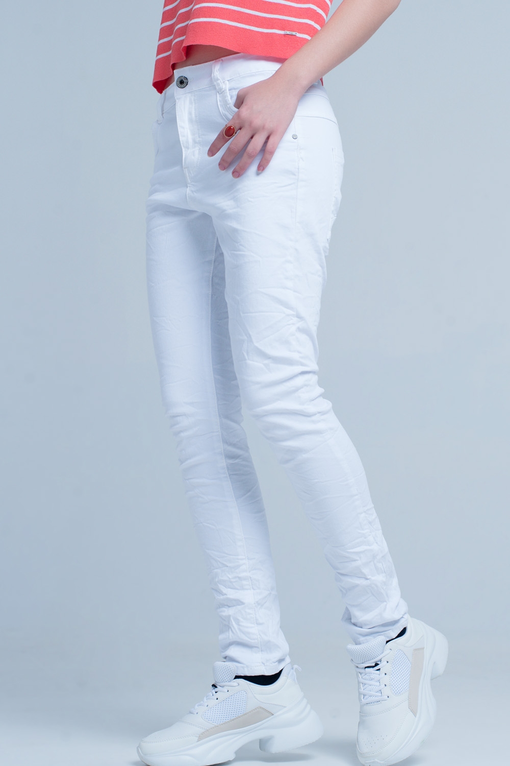 Vaqueros blancos Boyfriend de corte sllim Vaqueros blancos Boyfriend de corte sllim