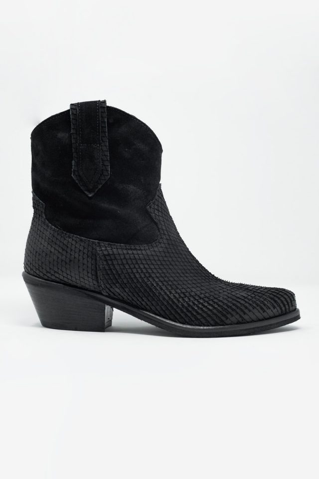 western boots in black crocodile