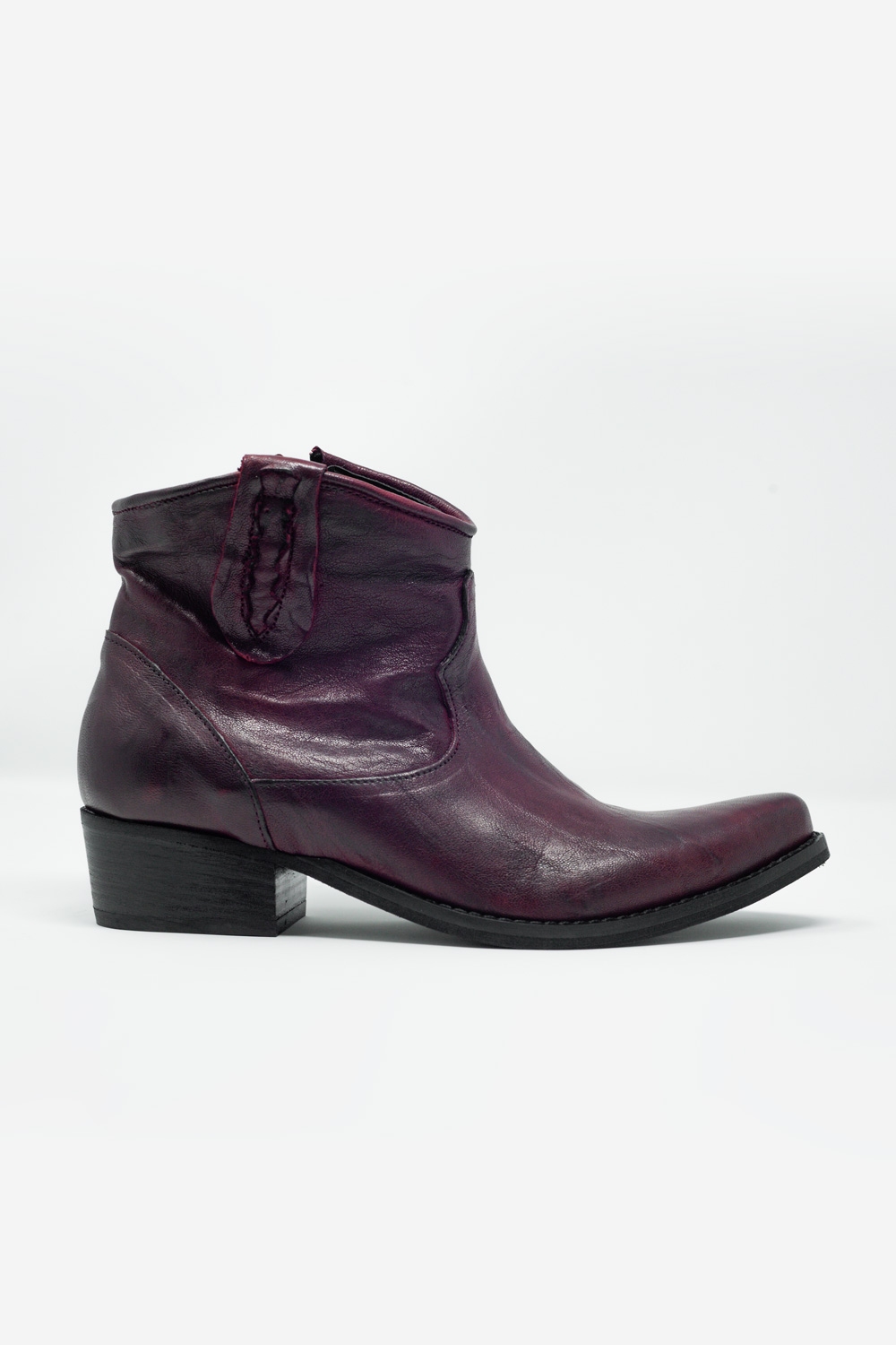 Botines de cuero estilo western color granate Botines de cuero estilo western color granate