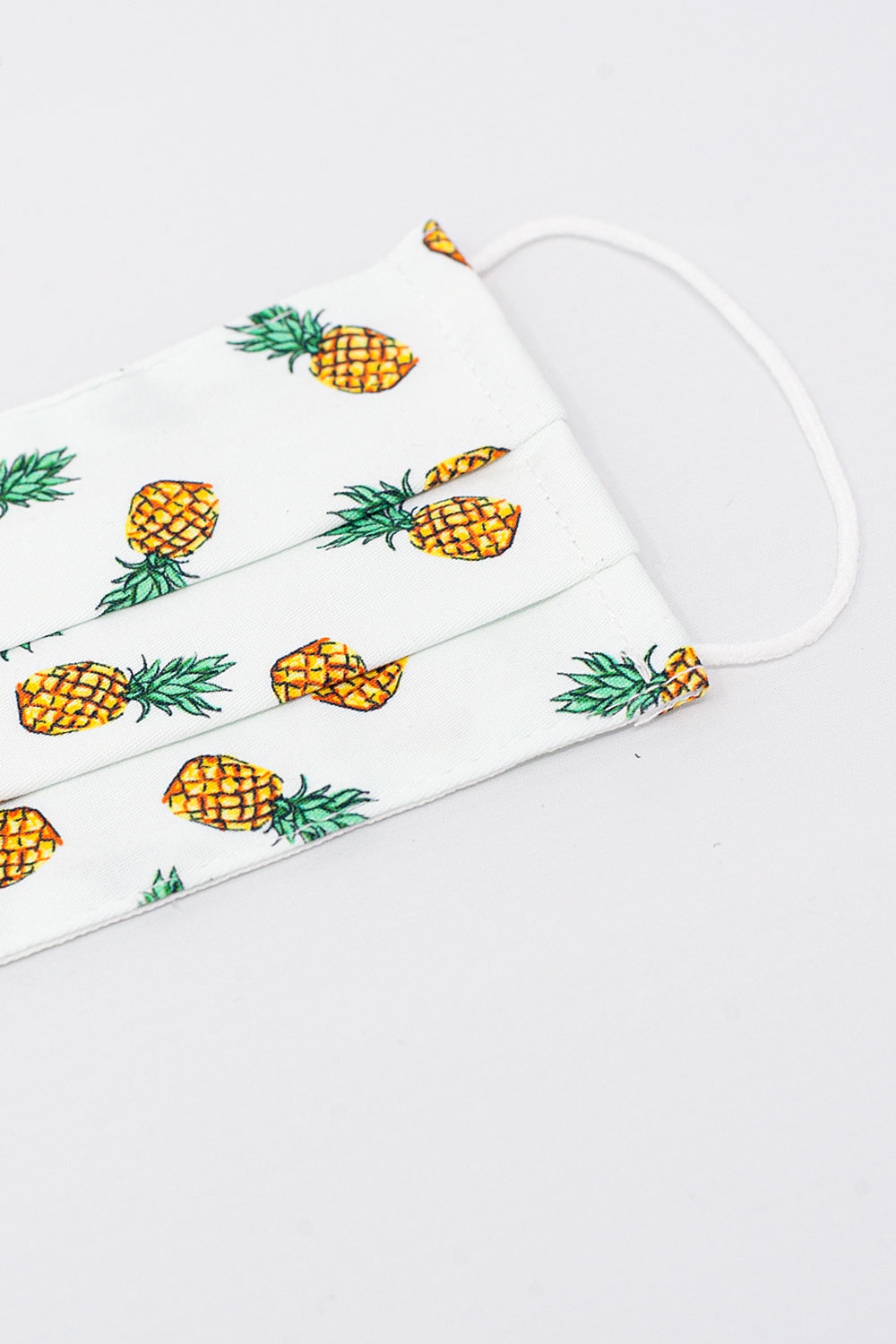 Paquete 2 Unidades Mascarilla Estampado Pi&ntilde;a