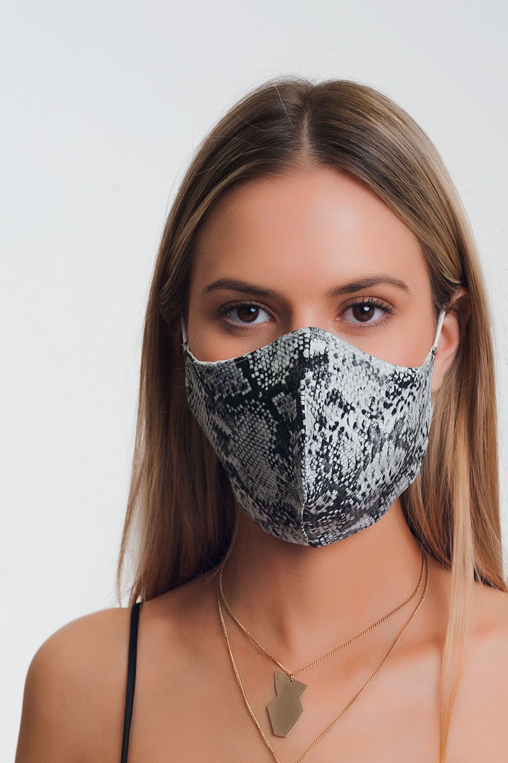 Paquete de 5 unidades Mascarilla estampado de serpiente en gris