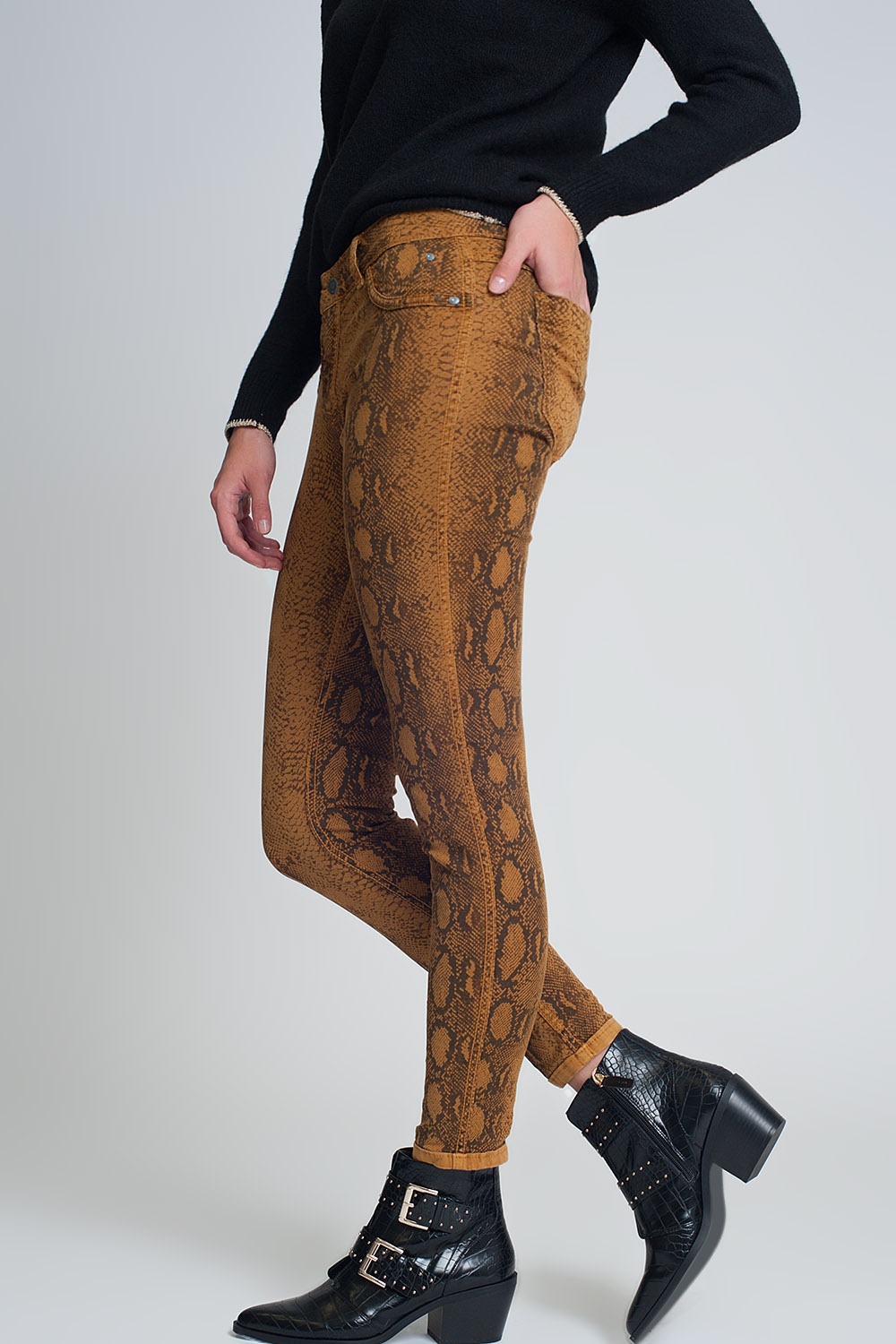Pantalon estampado serpiente reversible en Mustard Pantalon estampado serpiente reversible en Mustard