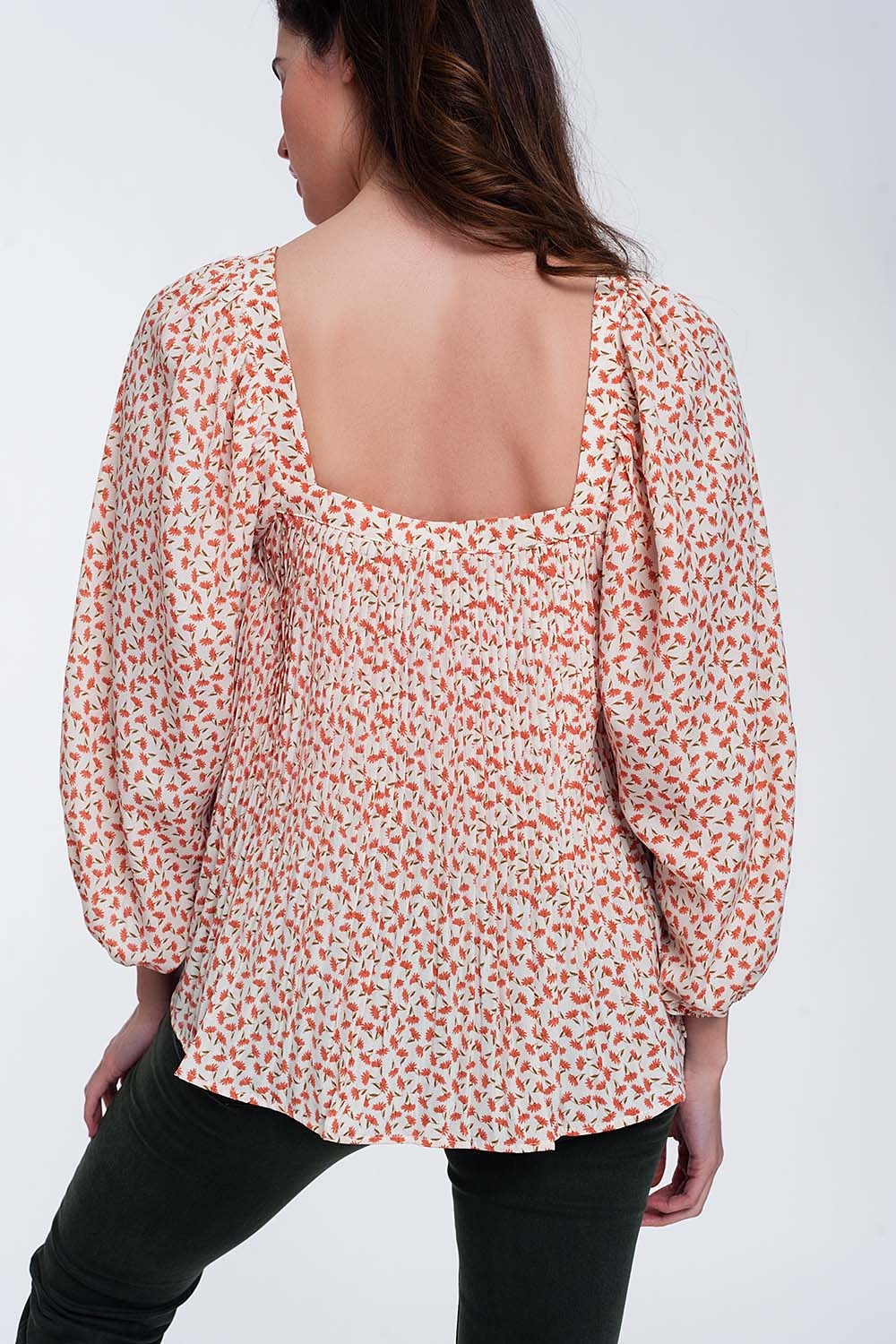Top con escote cuadrado manga abullonada y estampado floral en coral Top con escote cuadrado manga abullonada y estampado floral en coral