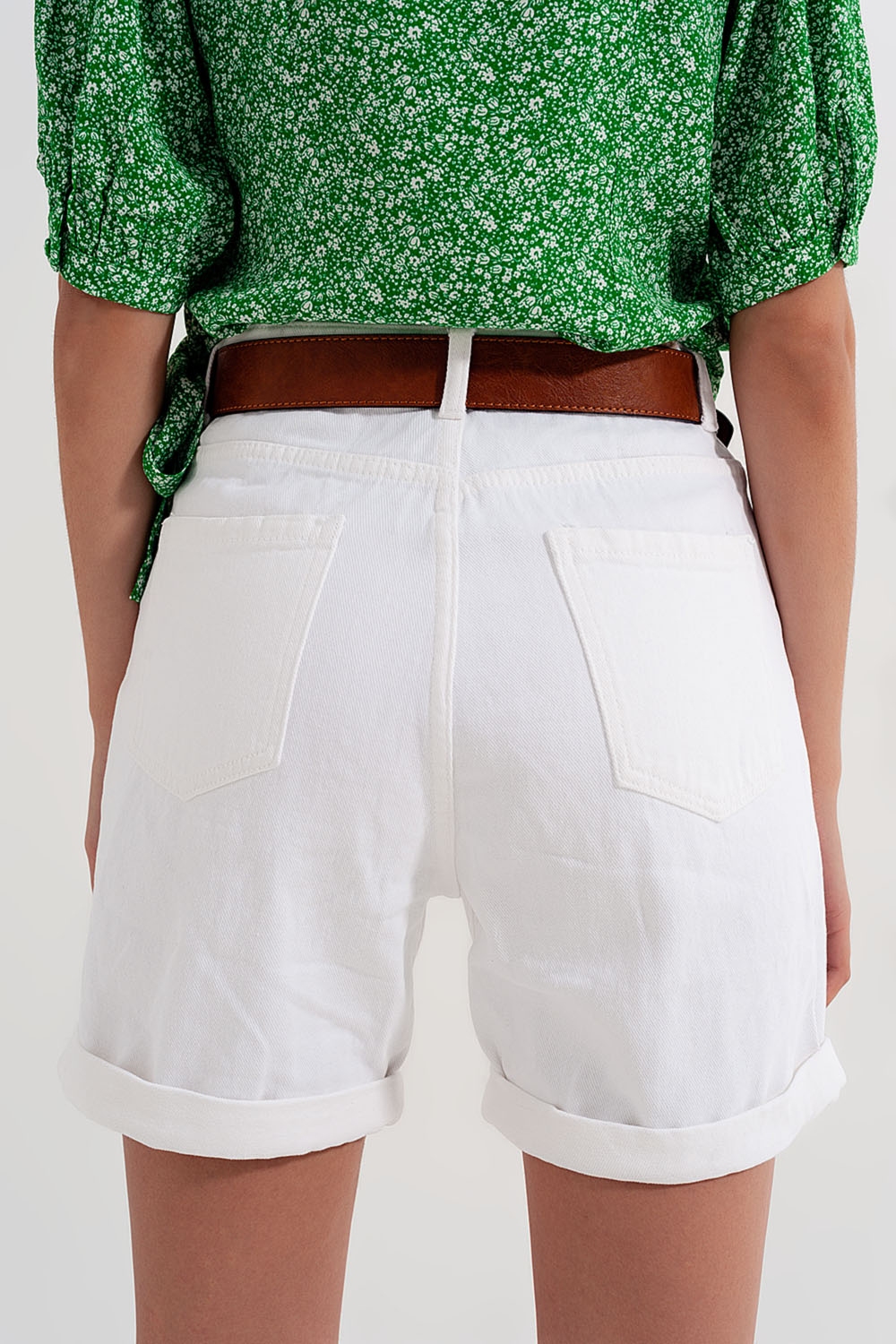 Shorts vaqueros Mom en blanco Shorts vaqueros Mom en blanco