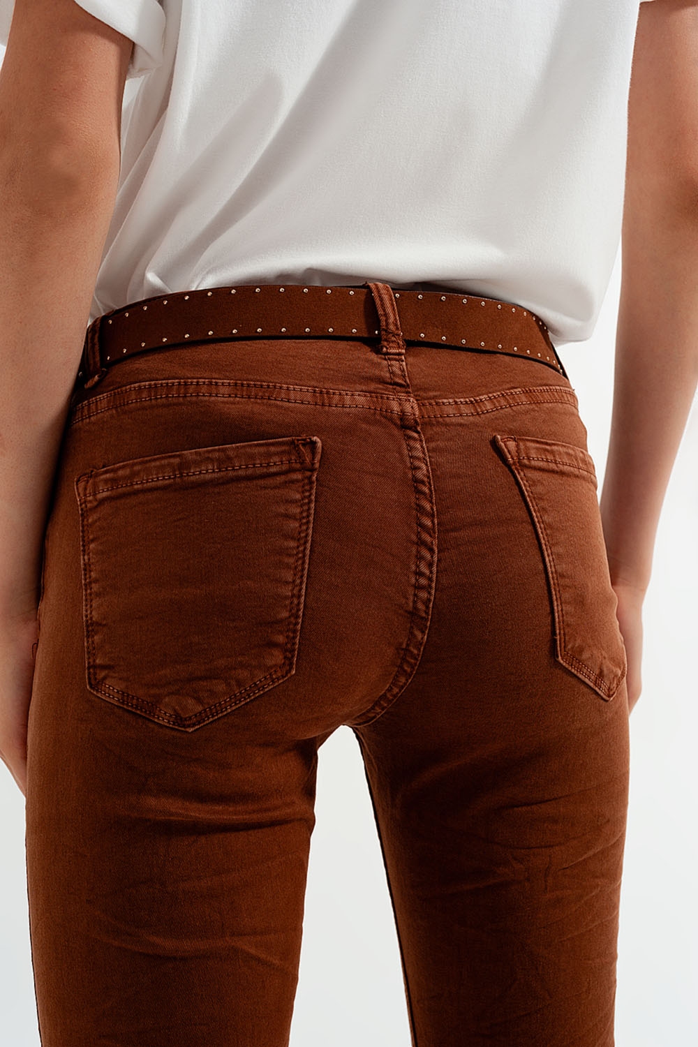 Pantalon de talle alto color camel Pantalon de talle alto color camel