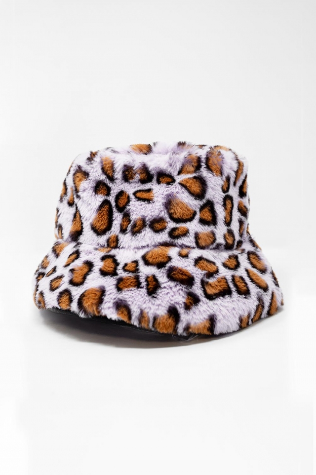 Purple bucket hat in animal print