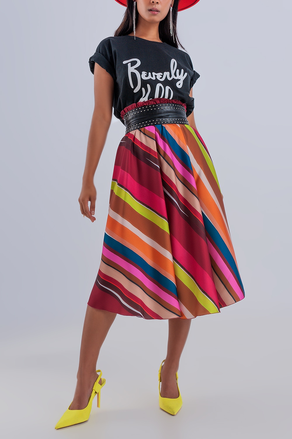Falda midi fucsia con cinturilla elástica Falda midi fucsia con cinturilla elástica