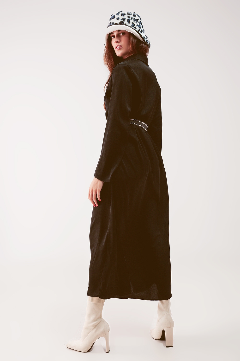 Vestido camisero largo negro de corte holgado Vestido camisero largo negro de corte holgado