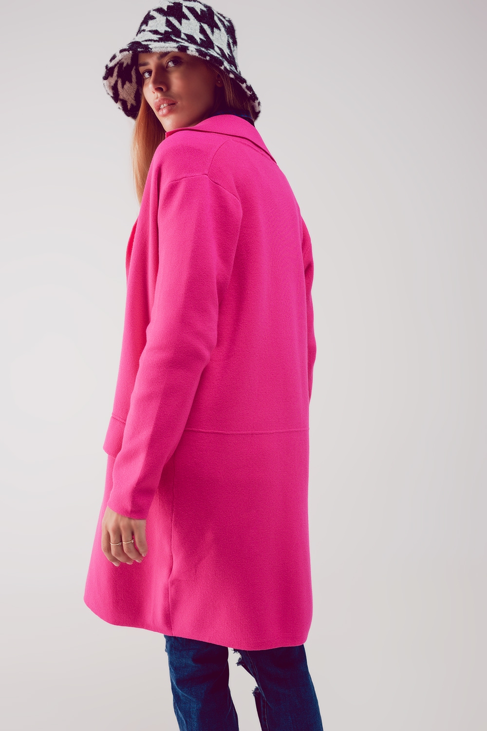 Cardigan extra grande en fucsia con solapas Cardigan extra grande en fucsia con solapas