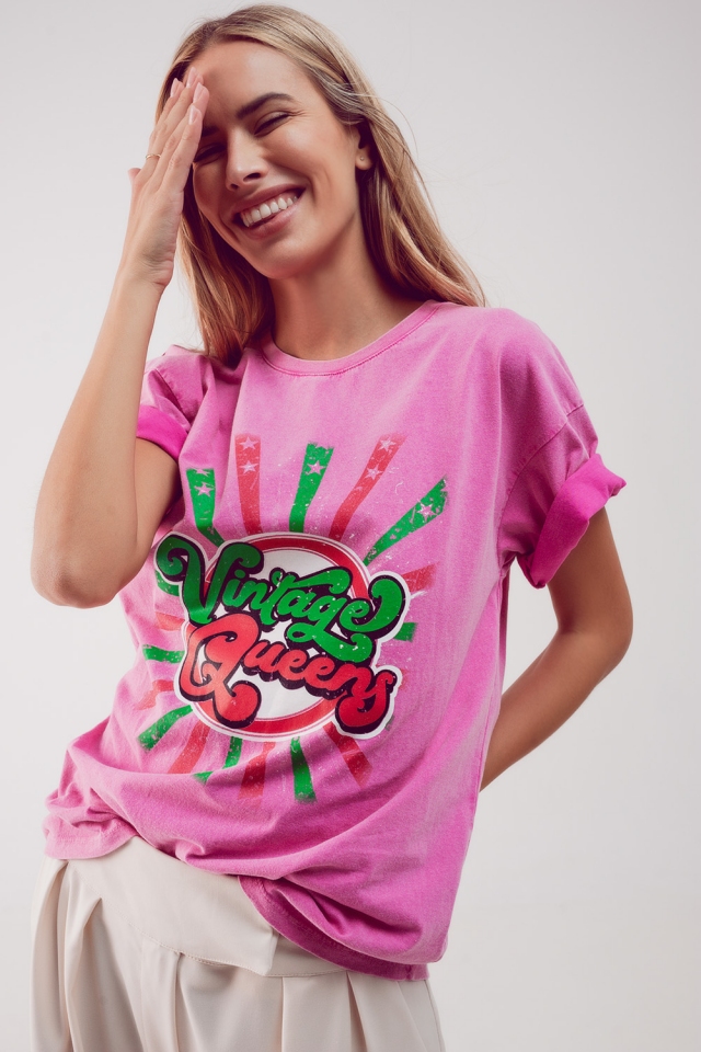Camiseta casual con estampado gráfico de Vintage Queens en rosa