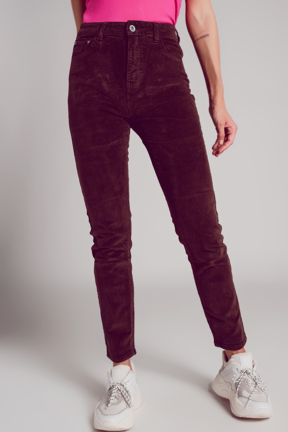 Pantalon marron chocolate corte pitillo de pana Pantalon marron chocolate corte pitillo de pana