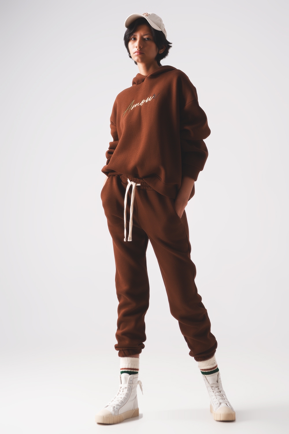 Jogger de algodón en color marron Jogger de algodón en color marron